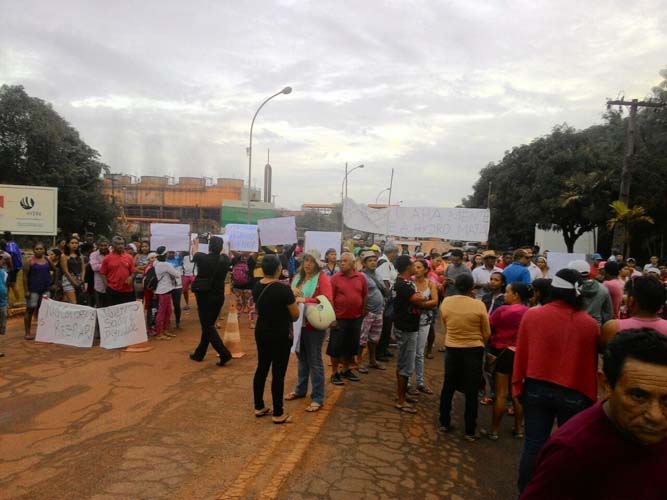 
        
            Moradores ocupam prefeitura e acesso à Hydro em Barcarena
        
    