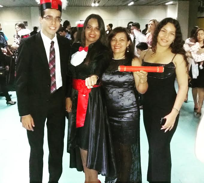 
        
            DOL homenageia mães com galeria especial
        
    