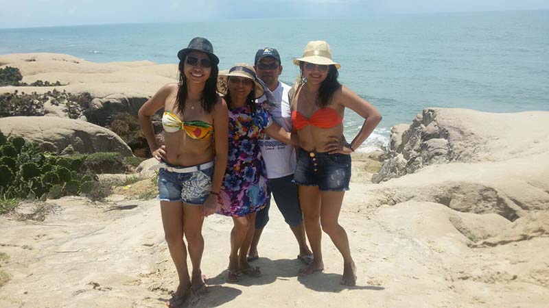 
        
            DOL homenageia pais com galeria de fotos
        
    