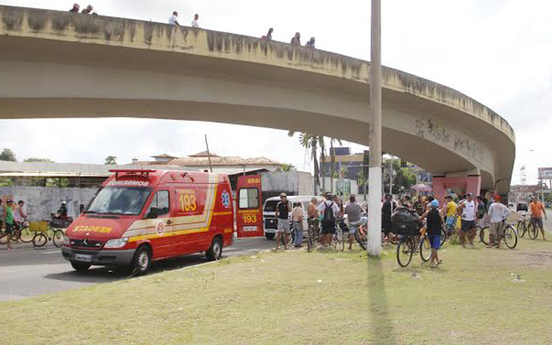 
        
            Motociclista morre após grave acidente
        
    