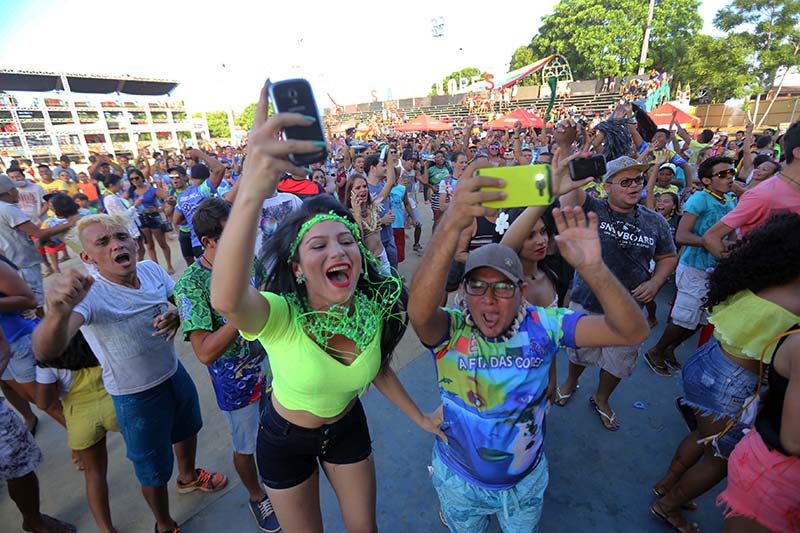 
        
            Tucuxi vence o Festival dos Botos do Çairé 2016
        
    