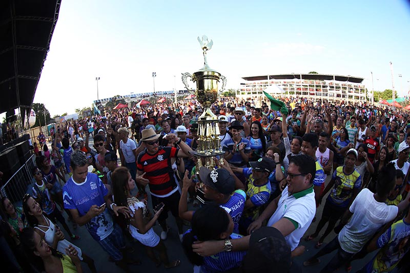 
        
            Tucuxi vence o Festival dos Botos do Çairé 2016
        
    
