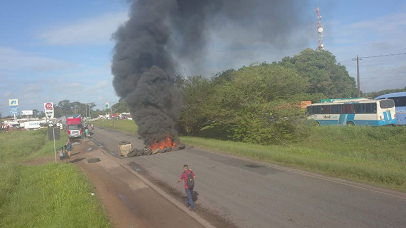 
        
            Veja imagens da interdição na BR-316
        
    