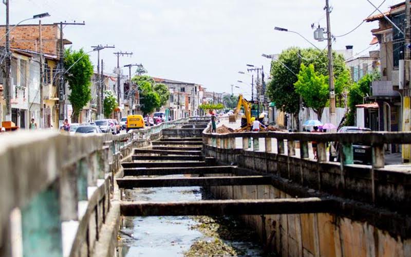 
        
            DOL registra vazamento de água em avenida de Belém
        
    