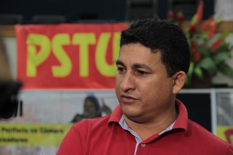 
        
            Cleber Rabelo é o candidato do PSTU
        
    