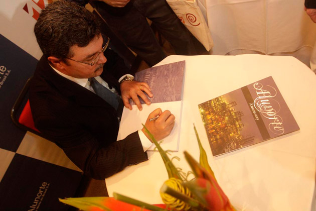 
        
            Alunorte lança livro comemorativo aos seus 15 anos
        
    