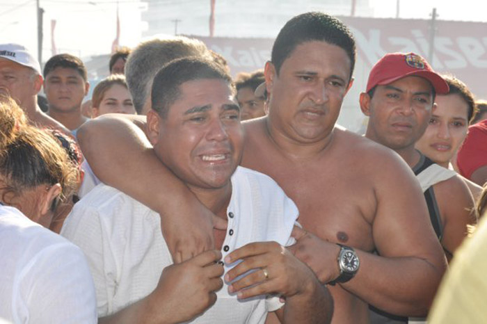 
        
        
            Carros são incendiados no Atalaia, em Salinas
        
    