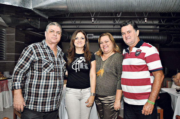 
        
            Coluna Walter Guimarães - II NOITE COUNTRY MIX
        
    