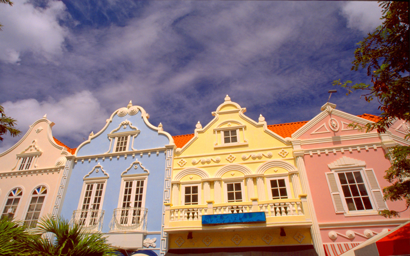 
        
            Conheça os encantos de Aruba
        
    