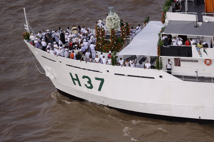 
        
            Romaria Fluvial
        
    