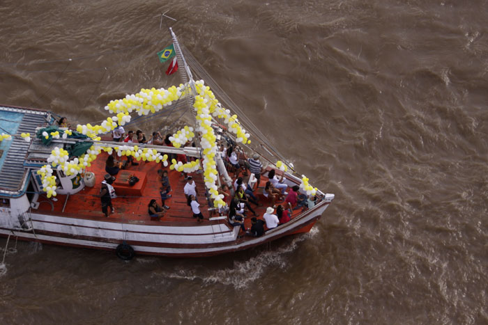 
        
            Romaria Fluvial
        
    