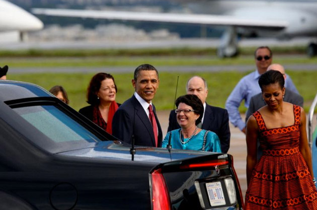 
        
            Imagens da chegada de Obama ao Brasil
        
    
