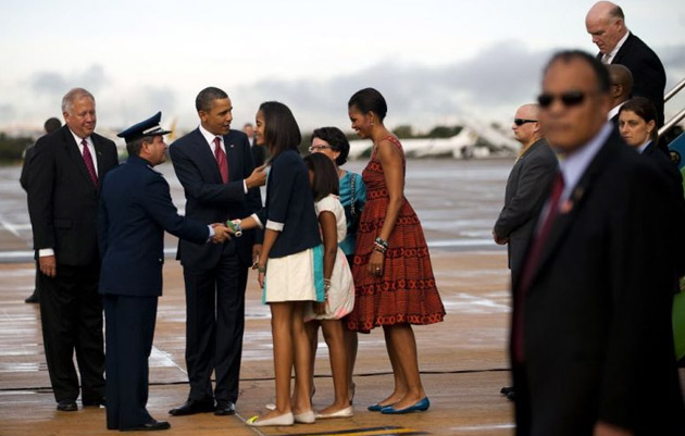 
        
            Imagens da chegada de Obama ao Brasil
        
    