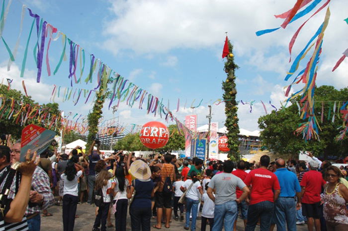 
        
            Veja imagens da tradicional festa do Sairé, em Santarém
        
    
