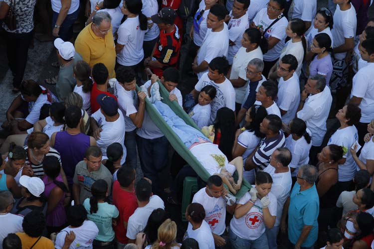 
        
            Cerca de 12 mil voluntários da Cruz Vermelha atuarão no Círio
        
    