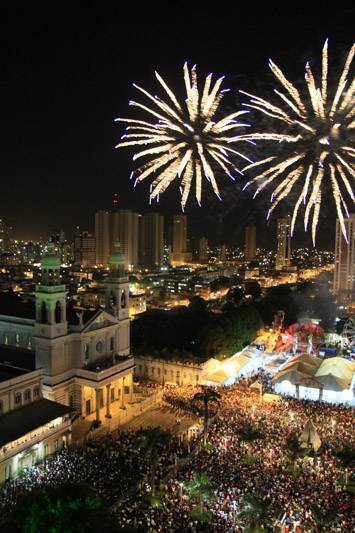 
        
            Queima de Fogos encerra quadra Nazarena
        
    