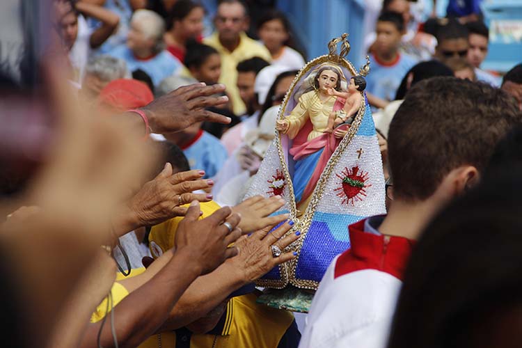 
        
        
            Círio de Macapazinho reúne dezenas de fiéis
        
    