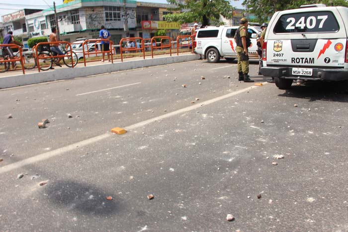 
        
            Briga de torcidas causa estragos na Curuzu
        
    