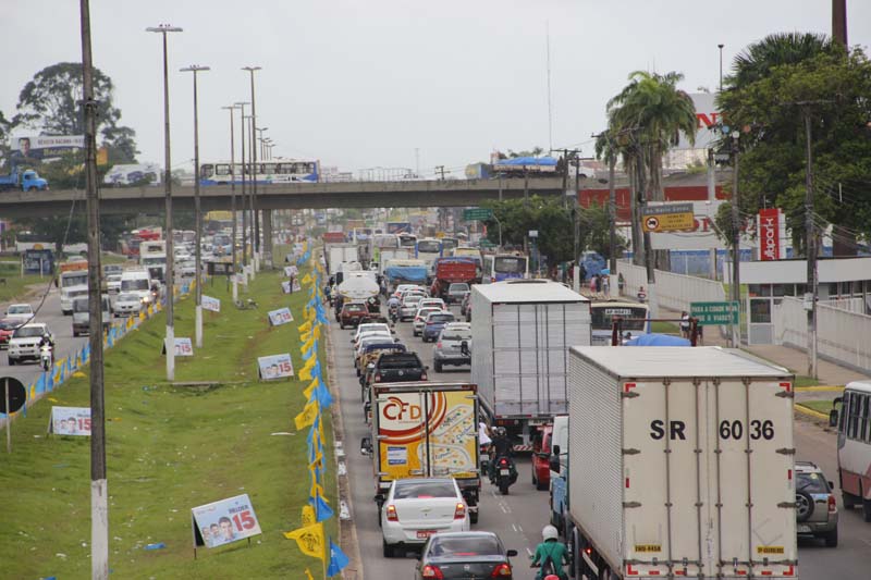
        
            Fortes chuvas causam transtornos em Belém
        
    