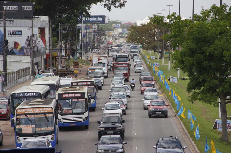 
        
            Fortes chuvas causam transtornos em Belém
        
    