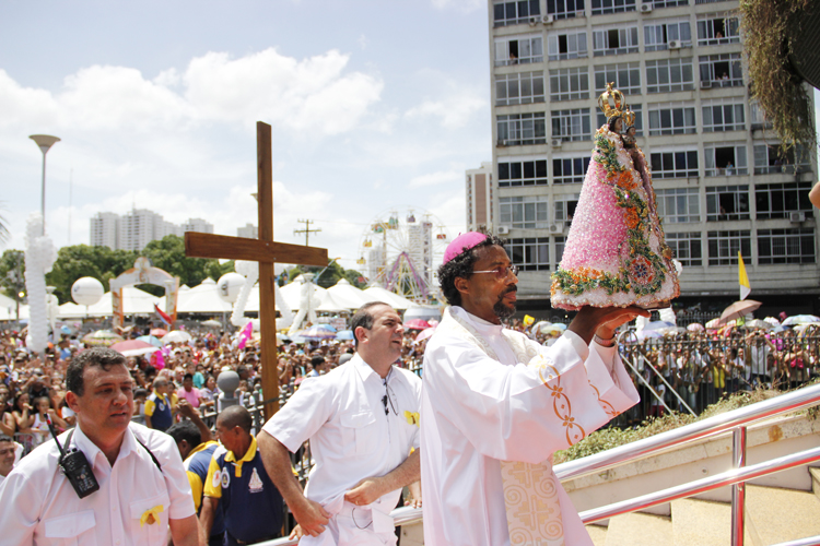 
        
            Imagens do Círio das crianças pelas ruas de Belém 
        
    