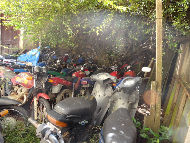 
        
            Servidores denunciam abandono em unidades do Detran
        
    