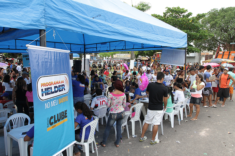 
        
            Programa do Helder e Rádio Clube no meu Bairro
        
    
