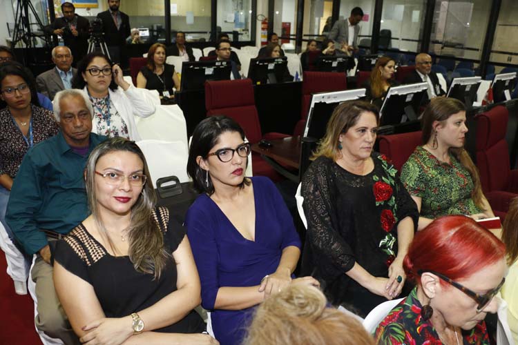 
        
            DIÁRIO DO PARÁ recebe homenagem da Assembleia Legislativa
        
    