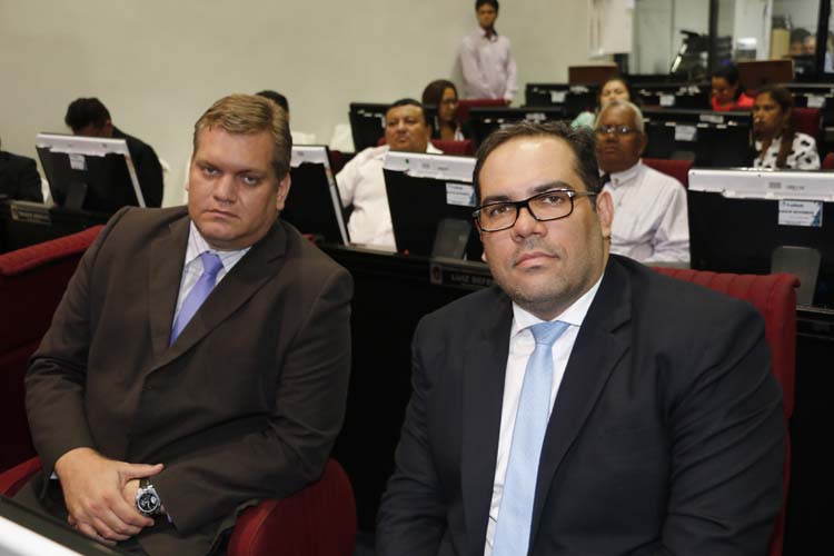 
        
            DIÁRIO DO PARÁ recebe homenagem da Assembleia Legislativa
        
    