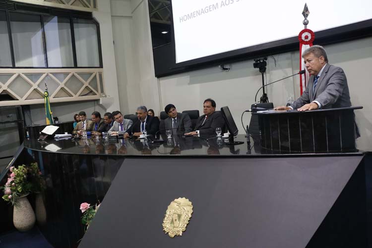 
        
            DIÁRIO DO PARÁ recebe homenagem da Assembleia Legislativa
        
    