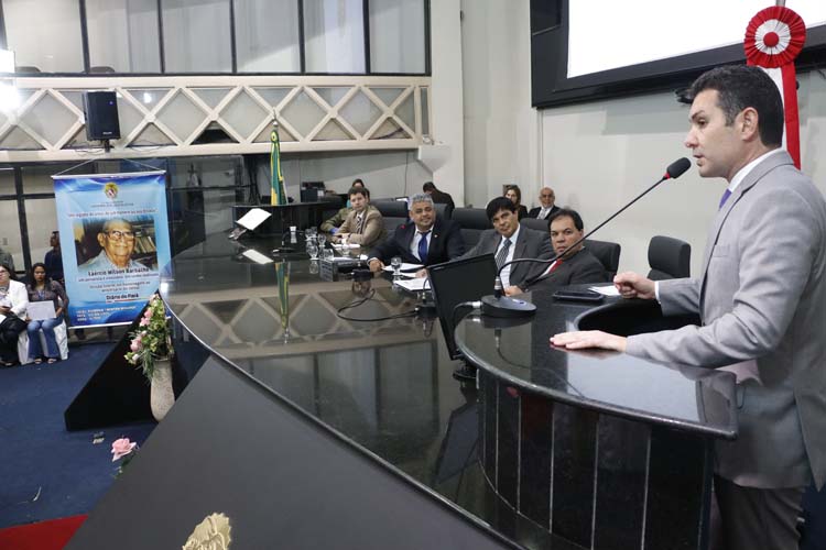 
        
            DIÁRIO DO PARÁ recebe homenagem da Assembleia Legislativa
        
    