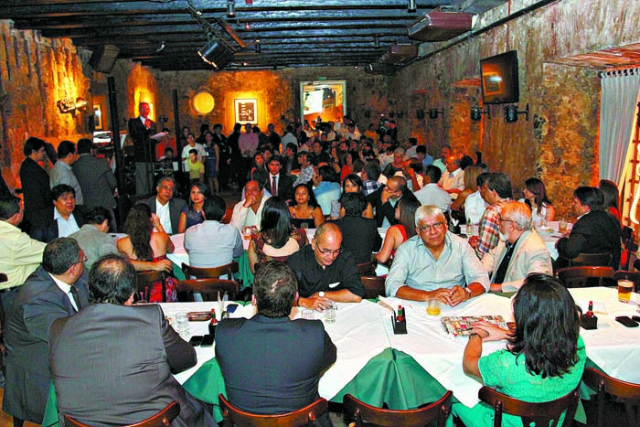 
        
            Coluna Erika Titan - DIÁRIO lança 3ª Edição do Anuário do Pará
        
    