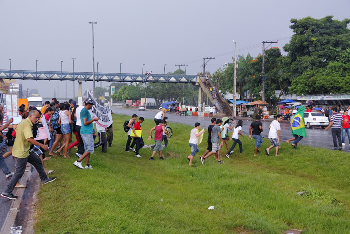 
        
        
            Manifestantes cobram melhorias em Ananindeua
        
    