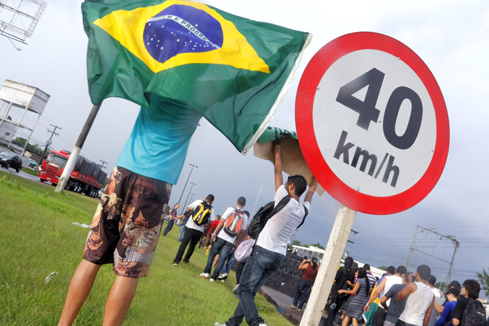 
        
        
            Manifestantes cobram melhorias em Ananindeua
        
    