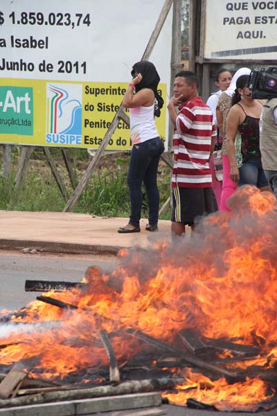
        
            Detentos fazem motim em Penitenciária do Pará
        
    