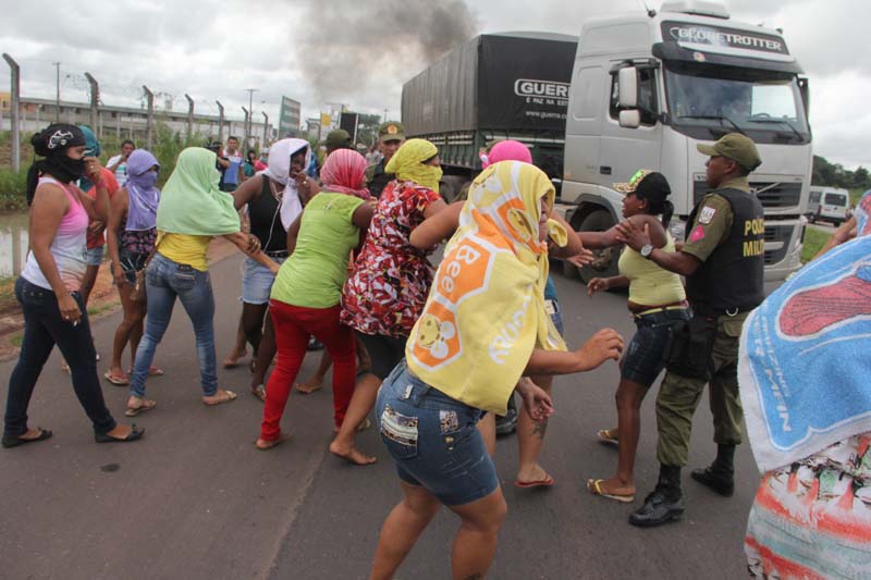 
        
            Detentos fazem motim em Penitenciária do Pará
        
    