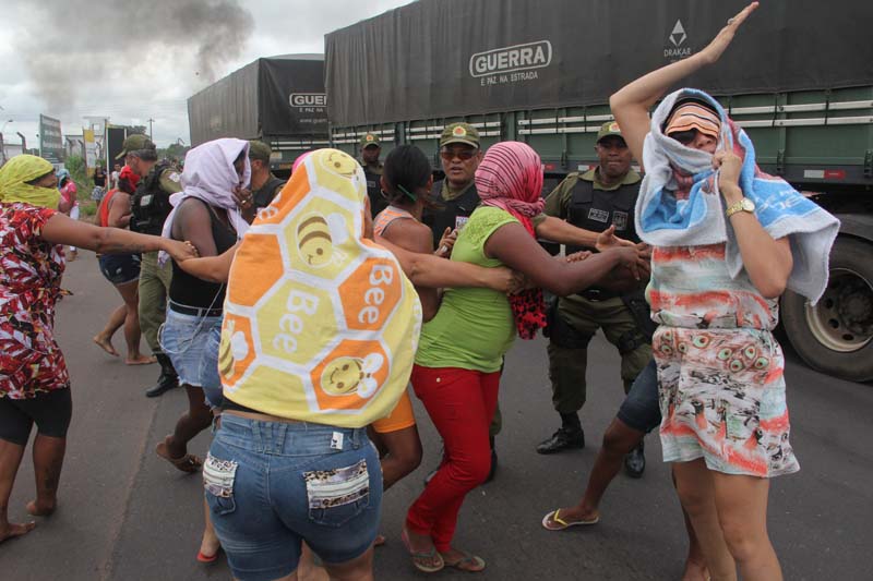 
        
            Detentos fazem motim em Penitenciária do Pará
        
    