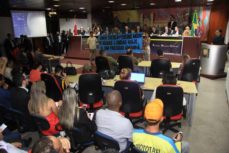 
        
            Titular da Segup faltou em audiência pública
        
    
