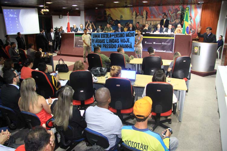 
        
            Titular da Segup faltou em audiência pública
        
    
