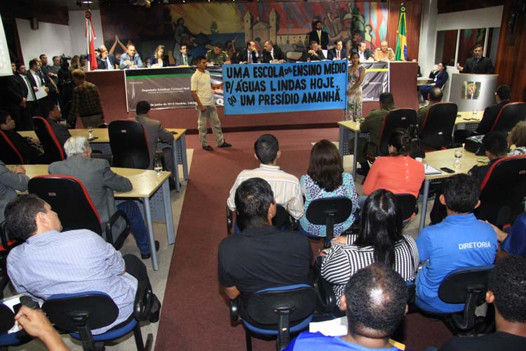 
        
            Titular da Segup faltou em audiência pública
        
    