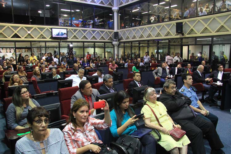 
        
            Secretário não apresenta plano de segurança
        
    