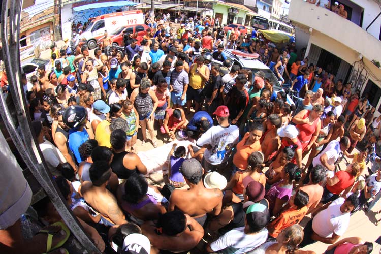 
        
            Mototaxista é assassinado na Transmangueirão
        
    