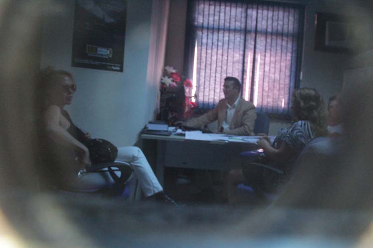 
        
            Veja fotos de Joelma na delegacia
        
    