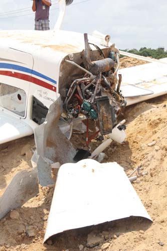 
        
            Avião monomotor cai na área do Mangueirão
        
    