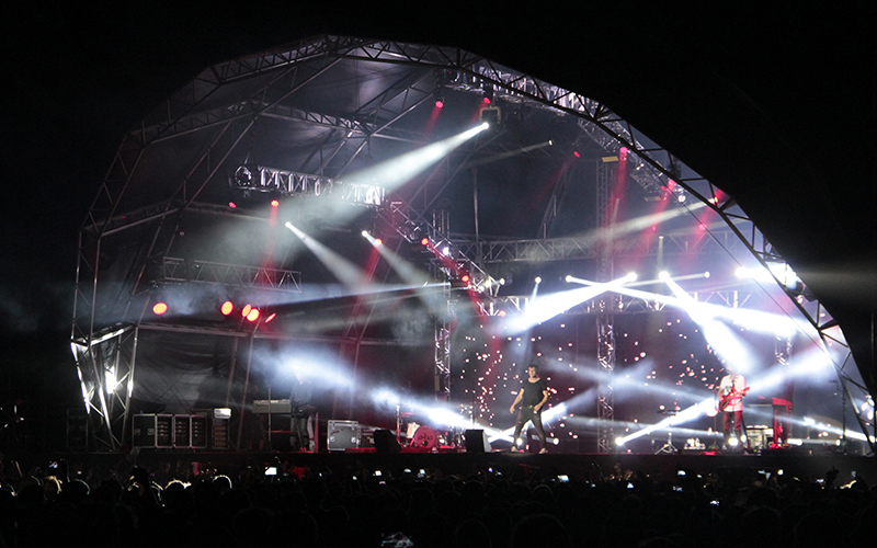 
        
            A-ha faz show em Barcarena e emociona fãs
        
    