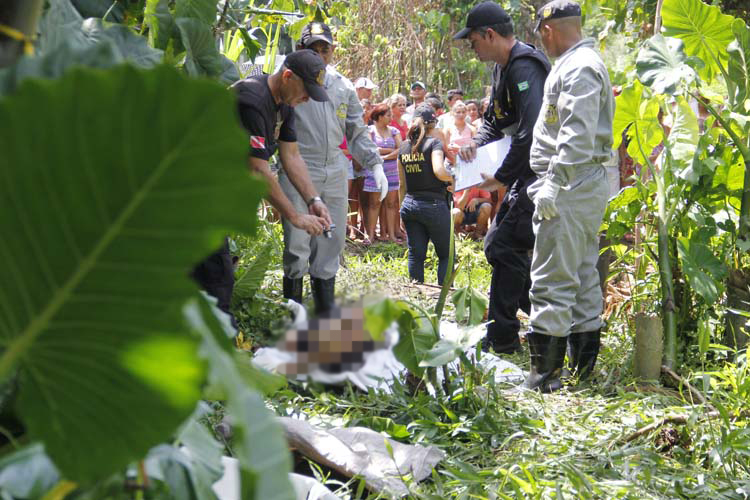 
        
            Jovem é morto a tiros em Icoaraci
        
    