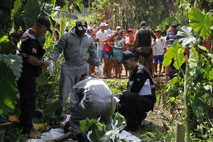 
        
            Jovem é morto a tiros em Icoaraci
        
    
