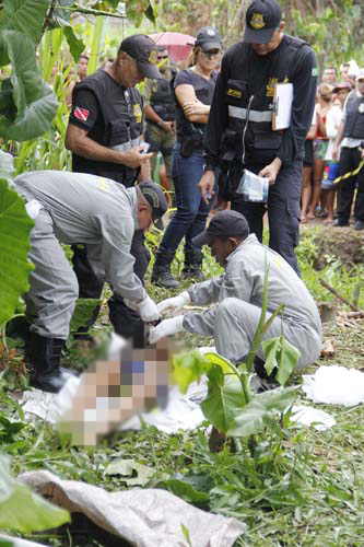 
        
            Jovem é morto a tiros em Icoaraci
        
    