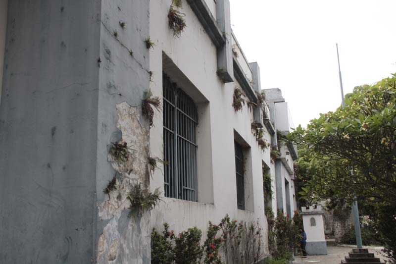 
        
            Prédio histórico da PM está abandonado 
        
    