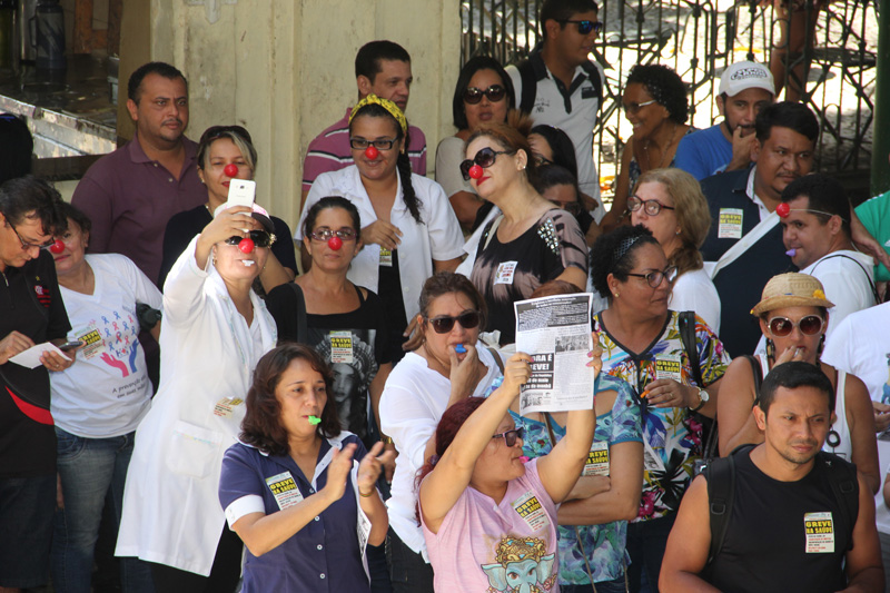 
        
            Servidores da Sespa estão em greve
        
    